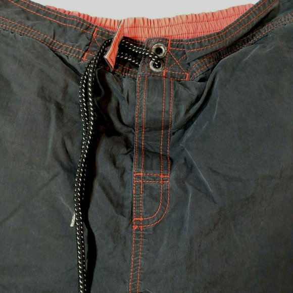 Tommy Bahama Size M Swimming Shorts - Picture 5 of 12